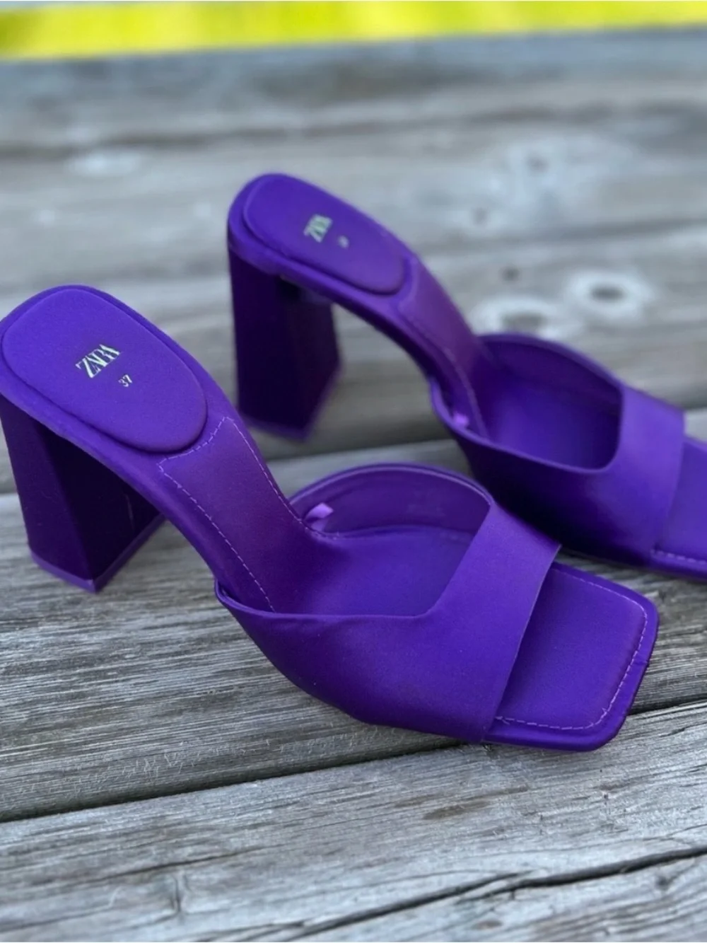 Zara Vibrant Purple Block Heel Slide Sandals - Picture 3 of 3